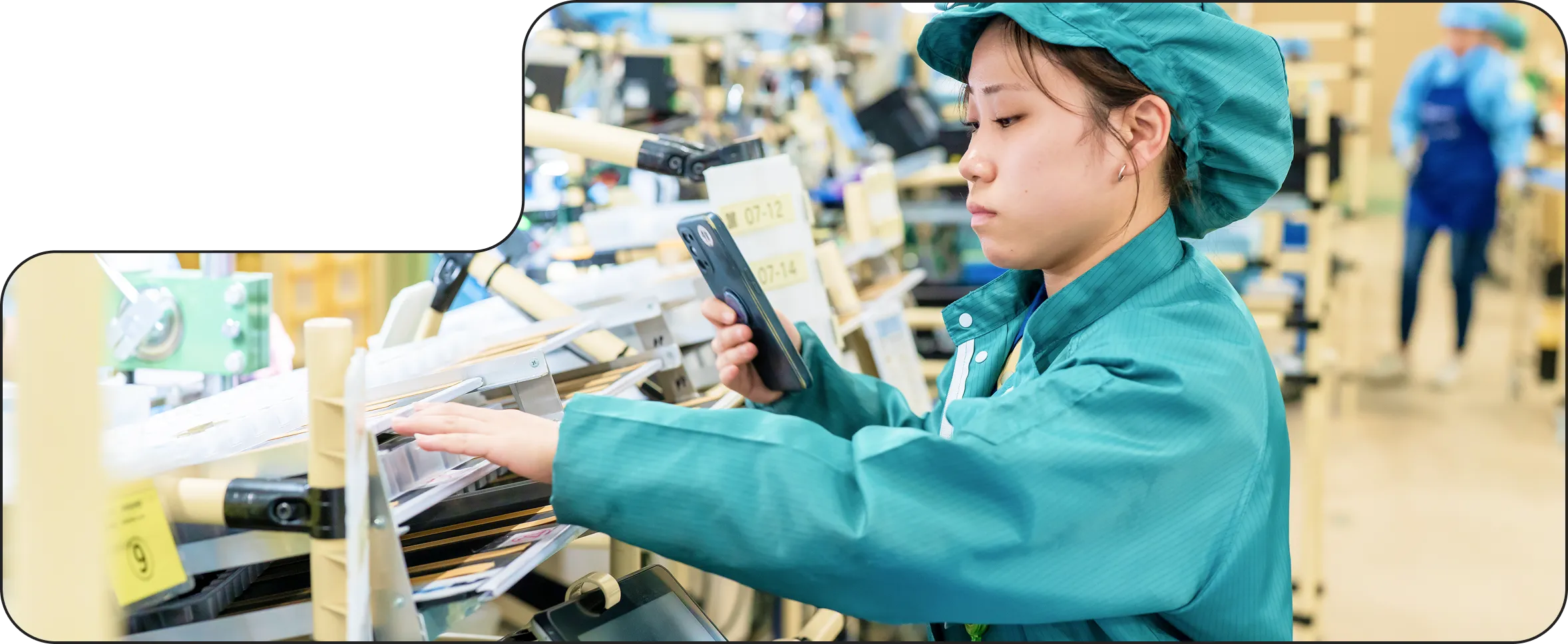 工場で作業する社員の様子
